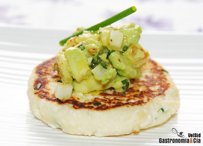 Cottage cheese blinis with avocado