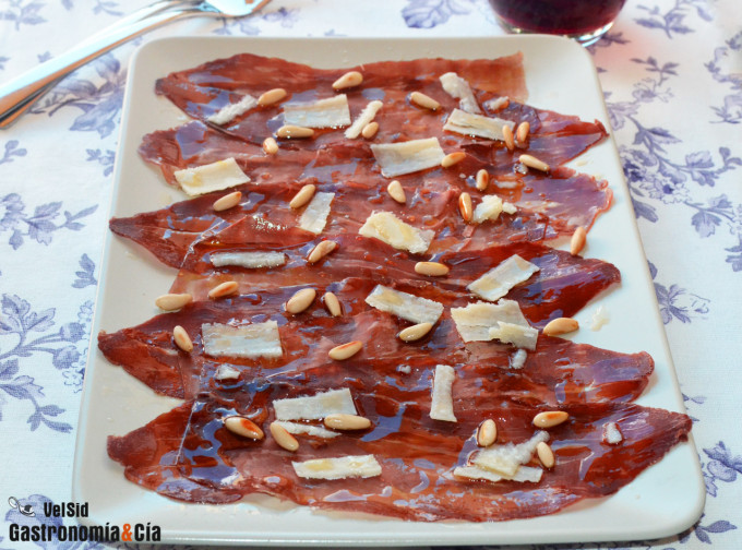 Cecina with cheese and truffle oil