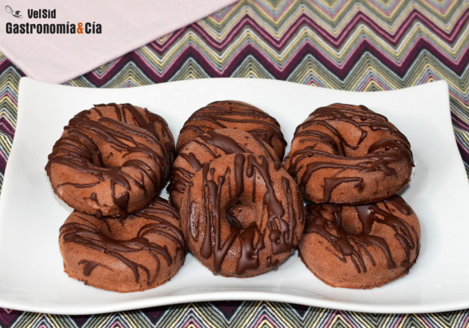 Donuts de centeno integral y cacao