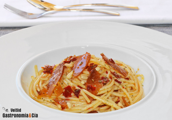 Así que tomad nota de esta receta de Espaguetis con bot