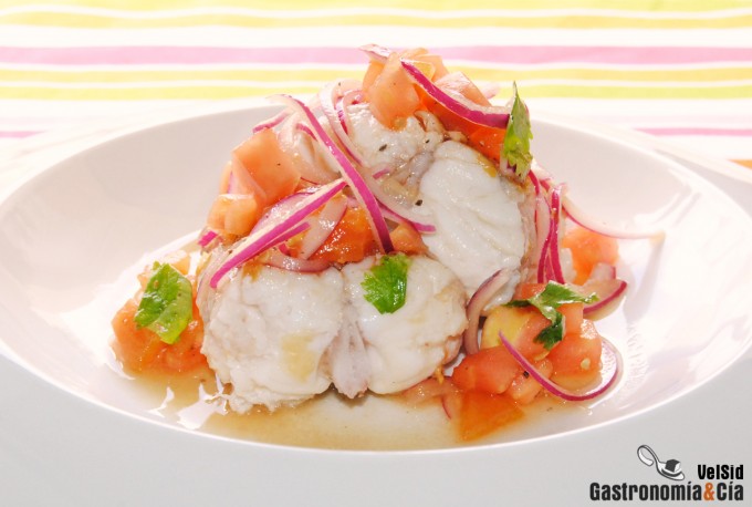 Monkfish recipe with tomato, sesame and ponzu vinaigrette
