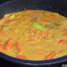 Crema de zanahoria al curry con leche de coco y tempeh 