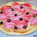 Receta de pizza artesana de salami y mozzarella