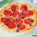 Receta de pizza artesana de salami y mozzarella