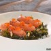 Ensalada de salmón ahumado y alga wakame