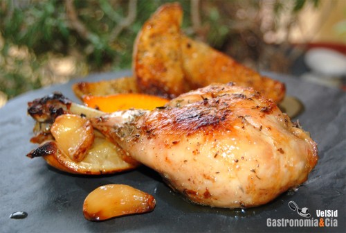 Pollo al horno con limón, ajo y tomillo | Gastronomía & Cía