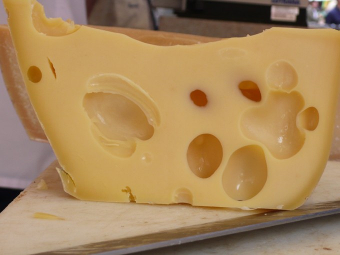 Queso emmenthal 