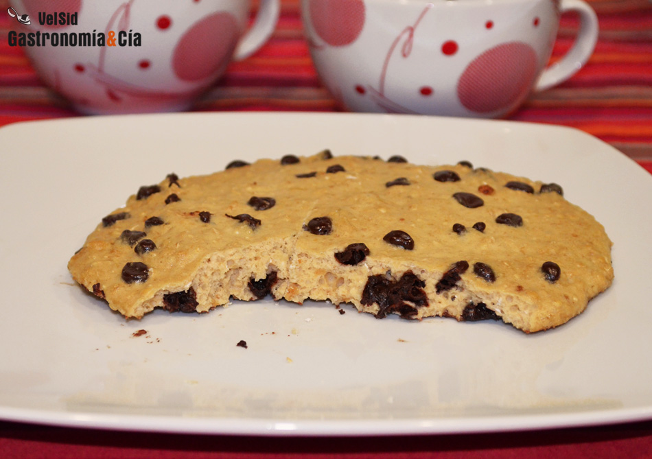 puerta O después Europa Súper cookie de avena y chocolate en microondas | Gastronomía & Cía