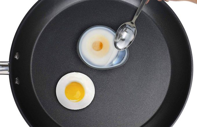 postre Psicologicamente angustia Froach Pods, aros de silicona para cocinar huevos a la plancha perfectos |  Gastronomía & Cía