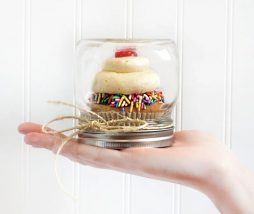 Cupcake para regalar en un tarro de cristal