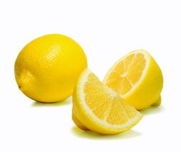 Aprovechar la piel y el zumo de los limones